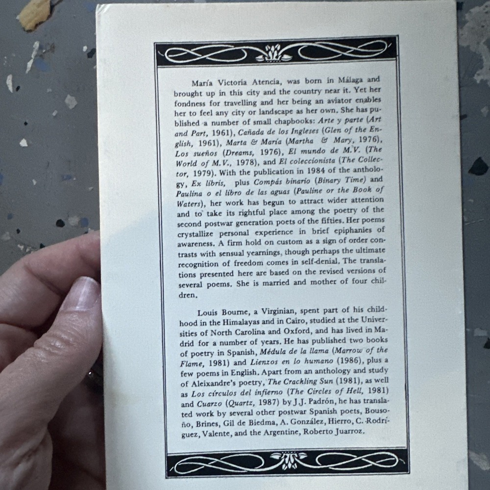 Selected Poems by Maria Victoria Atencia Translated 1st Printing RARE signed - Picture 4 of 4
